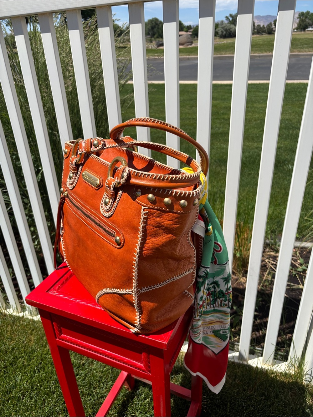 Isabella Fiore Leather Stiched Lrge Satchel, Vintage Panama Scarf, Gorgeous - Picture 4 of 11
